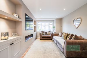 Photo 25- click for photo gallery